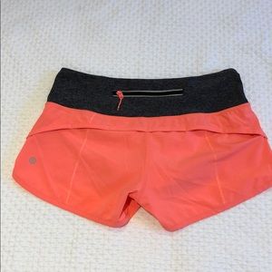 EUC Lululemon Speed Shorts 4/xs Waterproof Pocket
